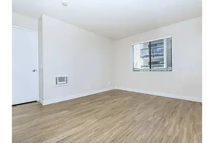 $1700 : 2 apartamentos de lujo image 2