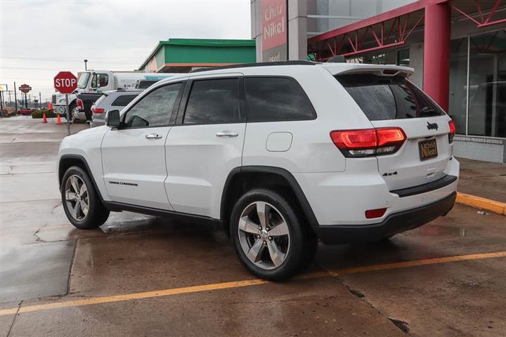 $17988 : 2016 Grand Cherokee Limited image 6