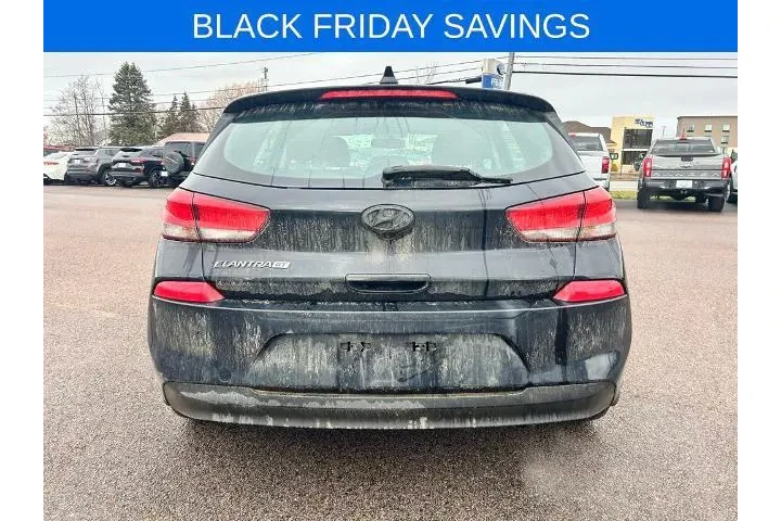 $8387 : Hyundai ELANTRA GT 2018 4dr image 5