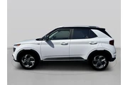 $22920 : Hyundai VENUE 2026 SEL 4dr C thumbnail