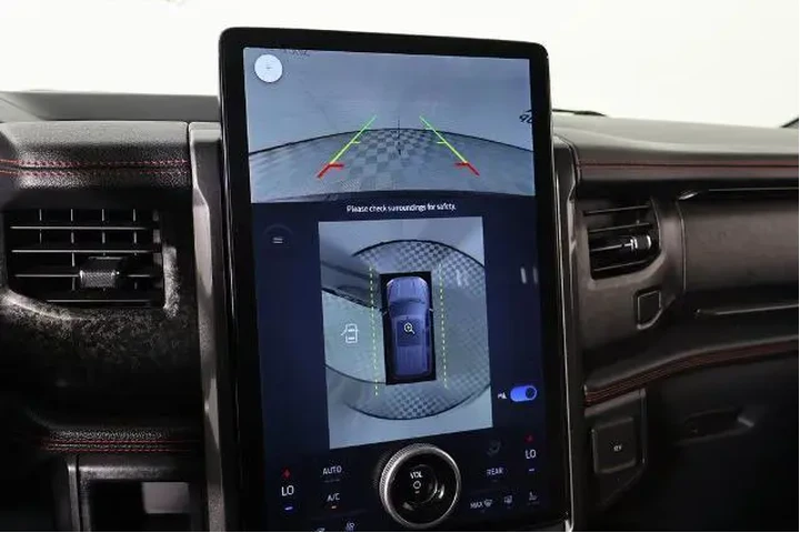 $39820 : Ford Expedition 2022 4x2 Lim image 6