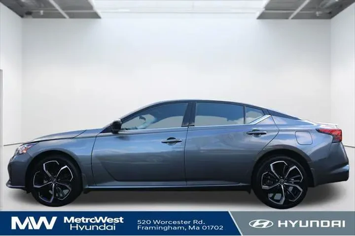 $22798 : Nissan Altima 2023 AWD 2.5 S image 8