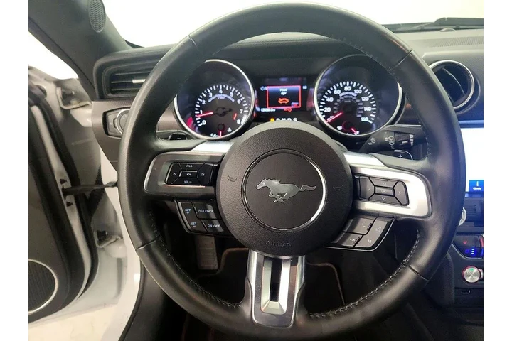 $37998 : Ford Mustang 2020 GT 2dr Fas image 10