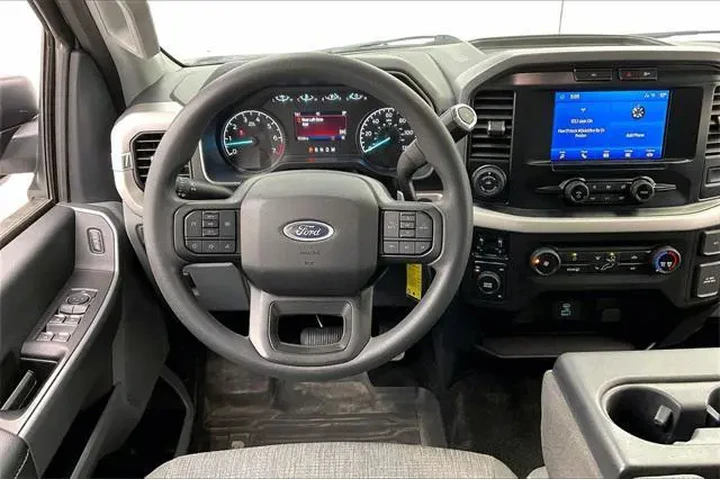 $26490 : Ford F-150 2022 4x4 XLT 4dr image 5