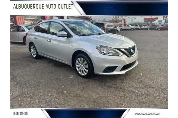 2017 Sentra SL image 10