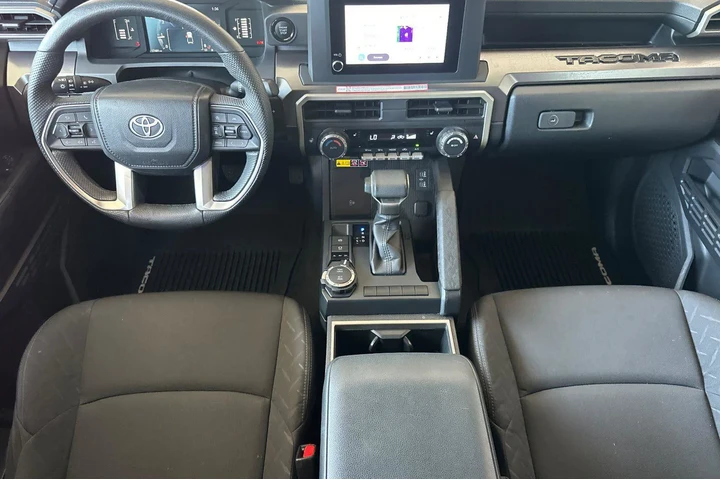$38900 : Toyota Tacoma 2025 4x4 SR5 4 image 6