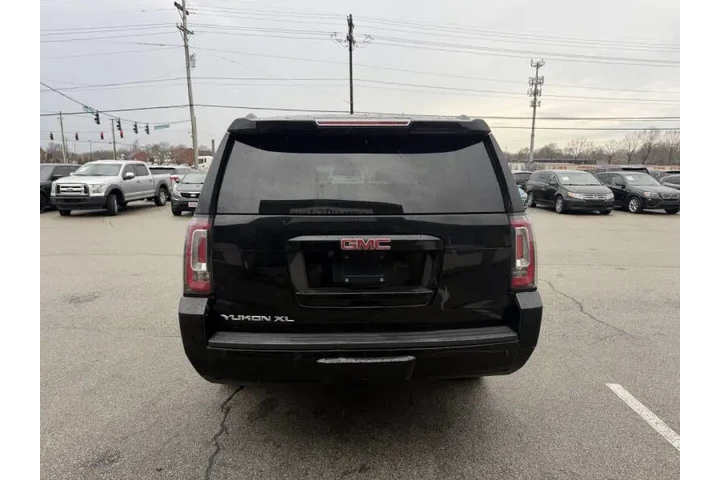 $13850 : 2019 GMC Yukon XL SLT Standar image 7