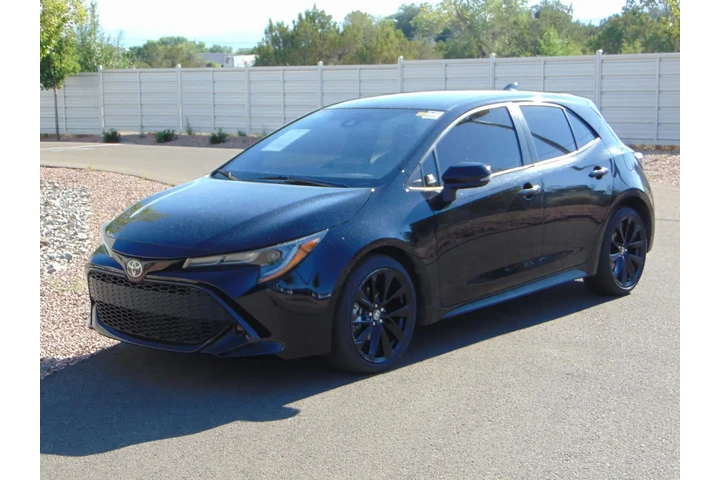 $23745 : 2021 Corolla Hatchback Nights image 8