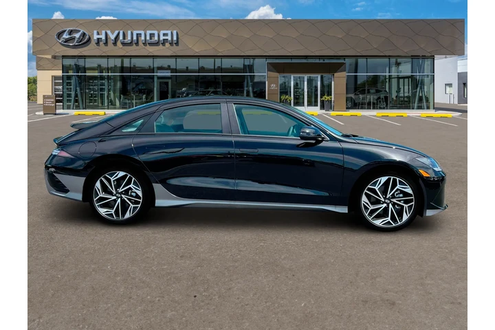 $27370 : Hyundai IONIQ 6 2024 SEL 4dr image 9