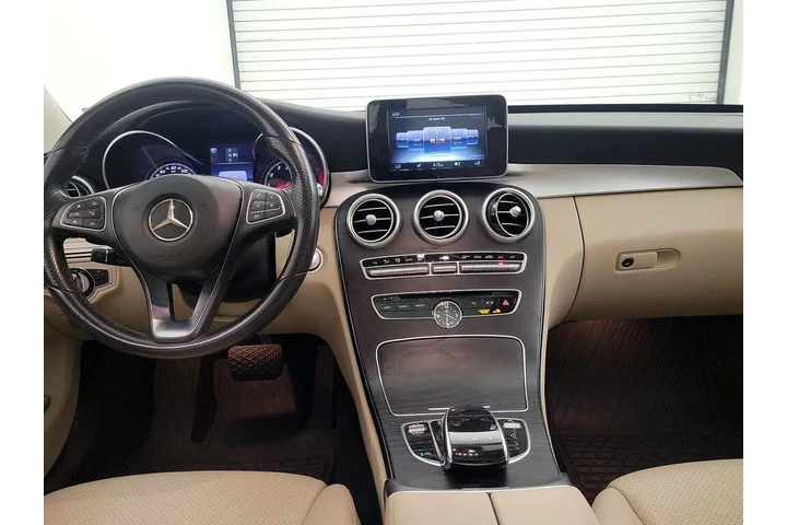$17998 : Mercedes-Benz C-Class 2016 A image 9