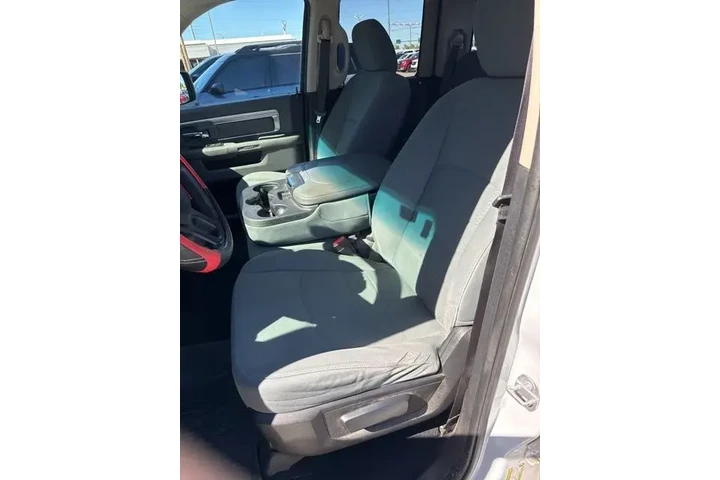 $18528 : Ram 1500 2017 4x2 Big Horn 4 image 2