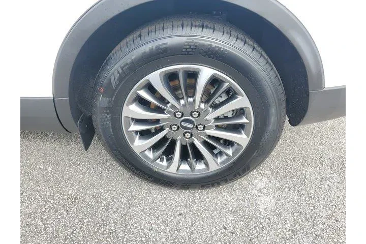 $27990 : Lincoln Nautilus 2023 Standa image 7