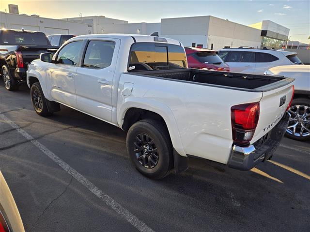 $33889 : Pre-Owned 2021 Tacoma 2WD image 10