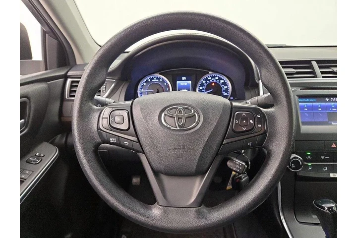 $19998 : Toyota Camry 2017 LE 4dr Sed image 10