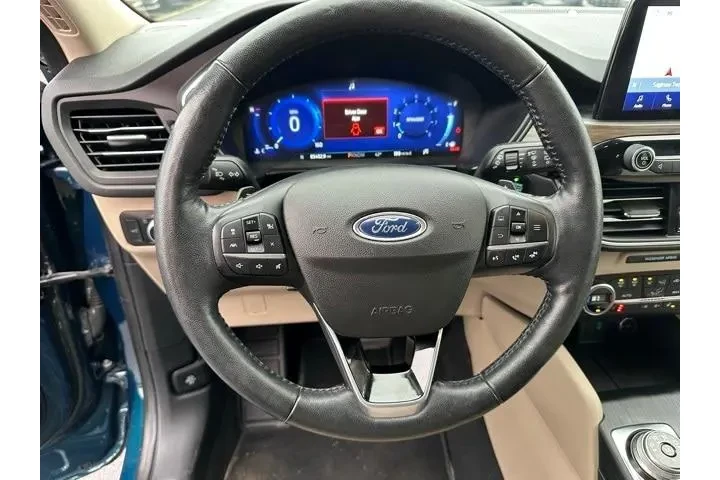 $17900 : Ford Escape 2020 AWD Titaniu image 10