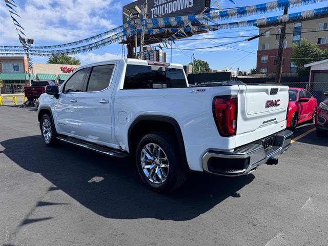 $38299 : 2020 GMC Sierra 1500 4WD Crew image 9