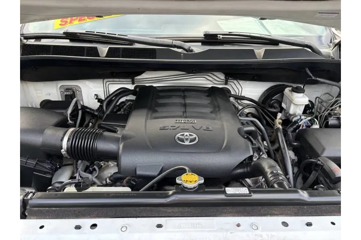 $16999 : 2014 Tundra SR image 9