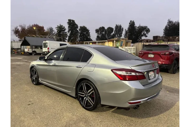 $13599 : 2016 Accord Sport image 7