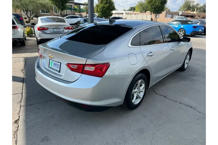 2018 Malibu LS image 5