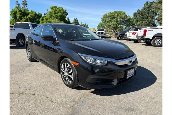 $17500 : Honda Civic 2018 LX 4dr Seda image 7