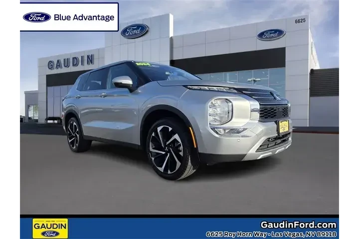 $23900 : Mitsubishi Outlander 2024 SE image 1