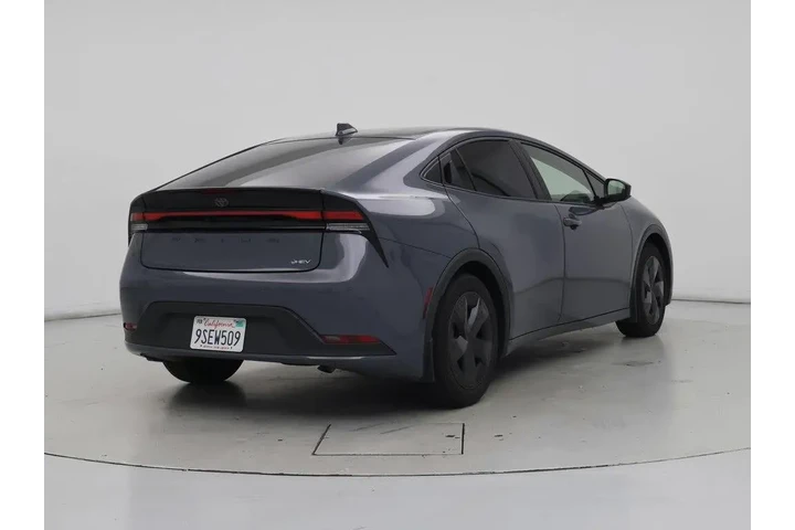 $29998 : Toyota Prius 2024 LE 4dr Hat image 8