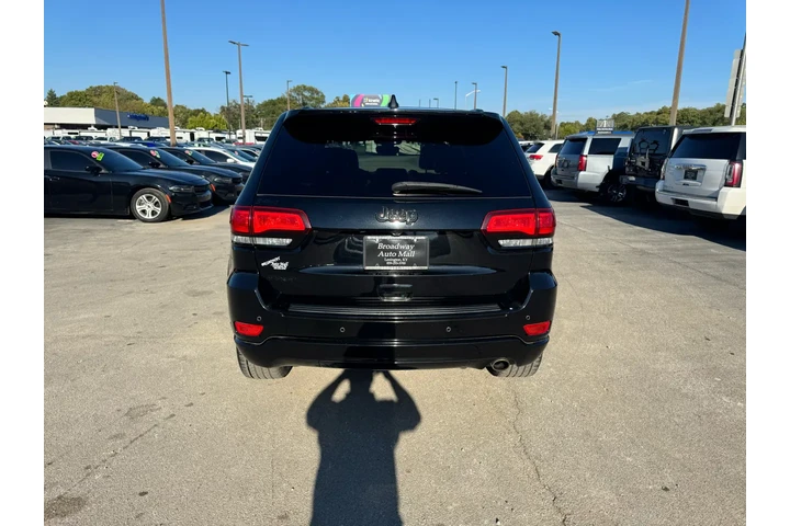 $11980 : 2018 Grand Cherokee Altitude image 3