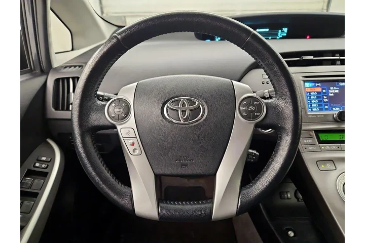 $16998 : Toyota Prius 2015 Four 4dr H image 10