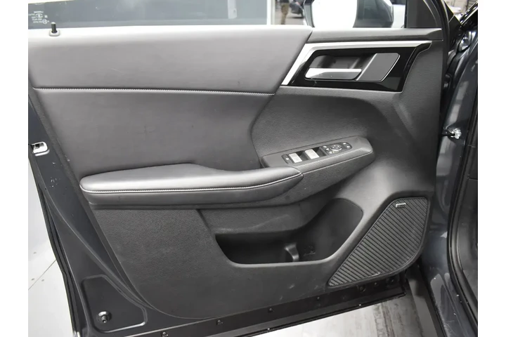 $23995 : Mitsubishi Outlander 2025 AW image 5