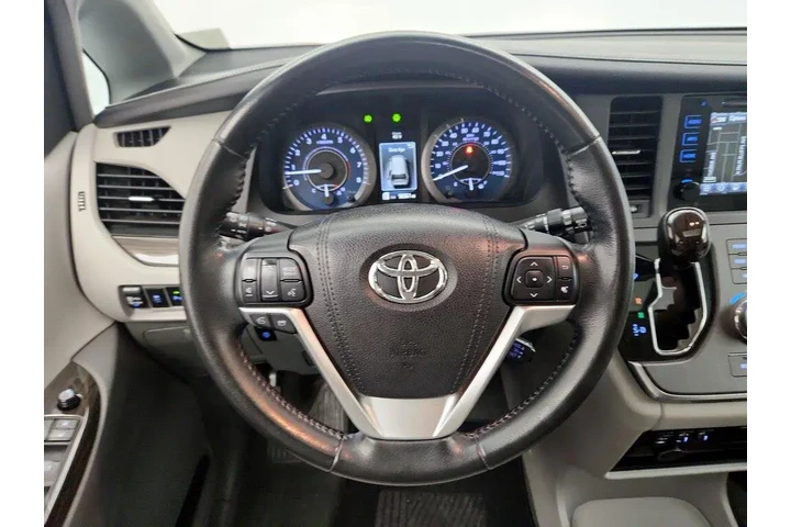 $21998 : Toyota Sienna 2015 XLE 7-Pas image 10