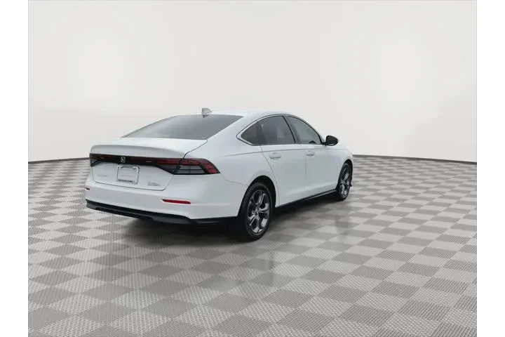 $28000 : Honda Accord 2024 EX 4dr Sed image 8