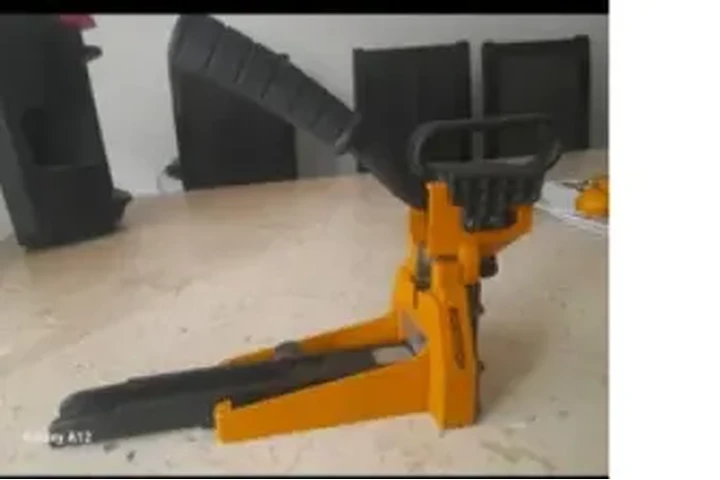 $2500 : Engrapadora BOSTITCH image 1