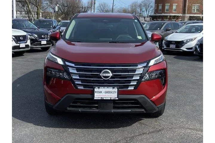 $20487 : Nissan Rogue 2025 AWD SV 4dr image 2