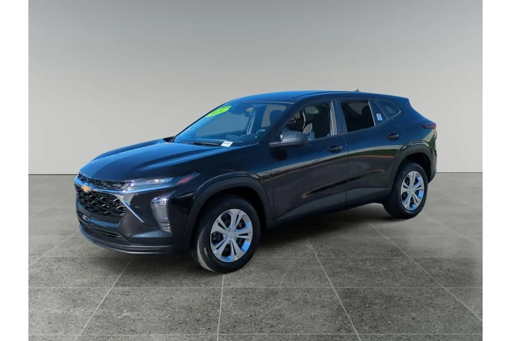 Chevrolet Trax 2024 LS 4dr C image 1