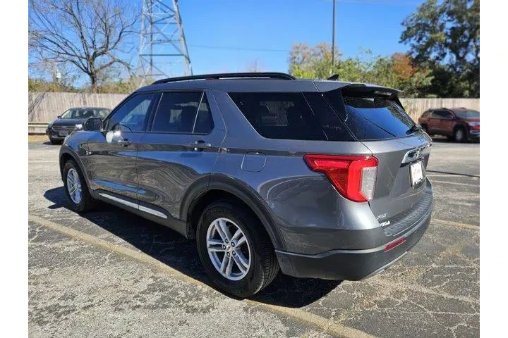$32500 : Ford Explorer 2023 XLT 4dr S image 5