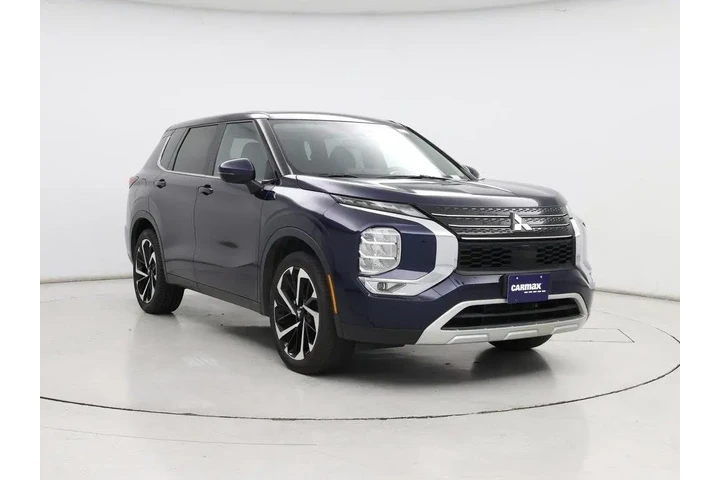 $24998 : Mitsubishi Outlander 2024 SE image 1