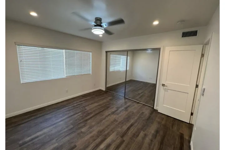 $1200 : RENOVADO APTO EN LOS ANGELES image 4