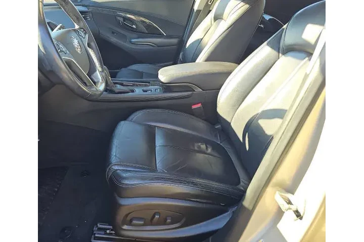 2016 LaCrosse Leather image 10