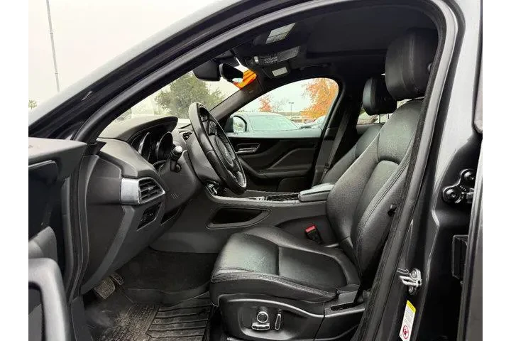 $22336 : Jaguar F-PACE 2020 AWD 25t P image 10