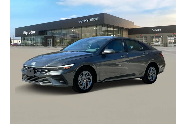 $22013 : Hyundai ELANTRA 2024 SEL 4dr image 2