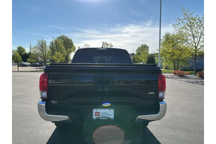 $31295 : Silver Certified 2017 Tacoma image 7