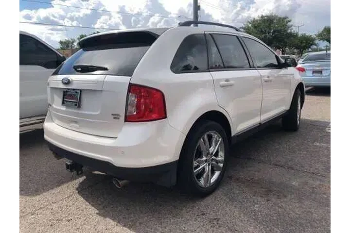 2013 Edge SEL image 5