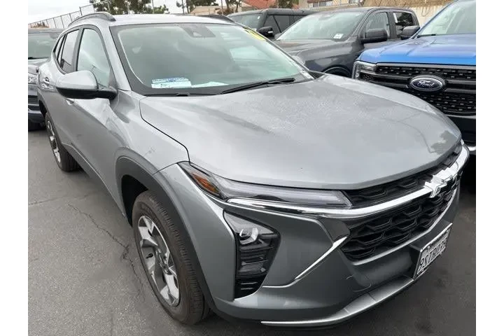 $23650 : Chevrolet Trax 2025 LT 4dr C image 1