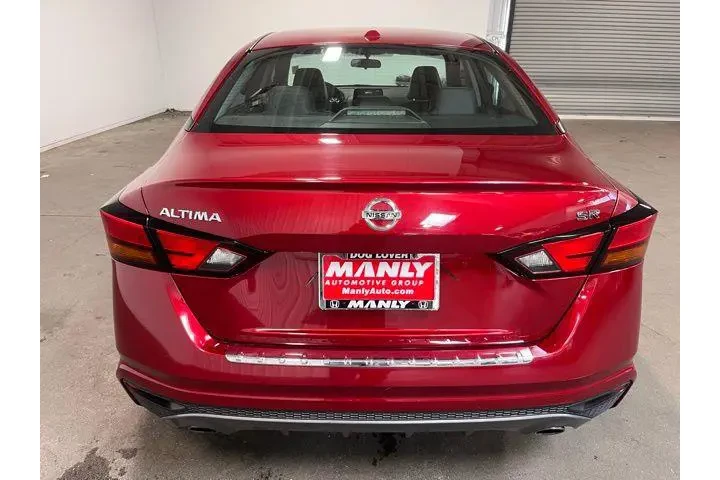 $17862 : Nissan Altima 2019 2.5 SR 4d image 4