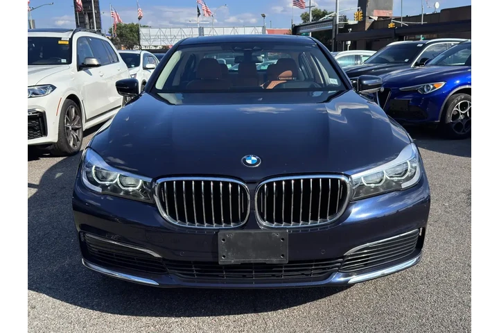 $27495 : BMW 7 Series 2019 AWD 740i x image 2