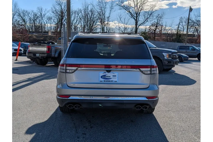 $28000 : Lincoln Aviator 2020 Reserve image 5