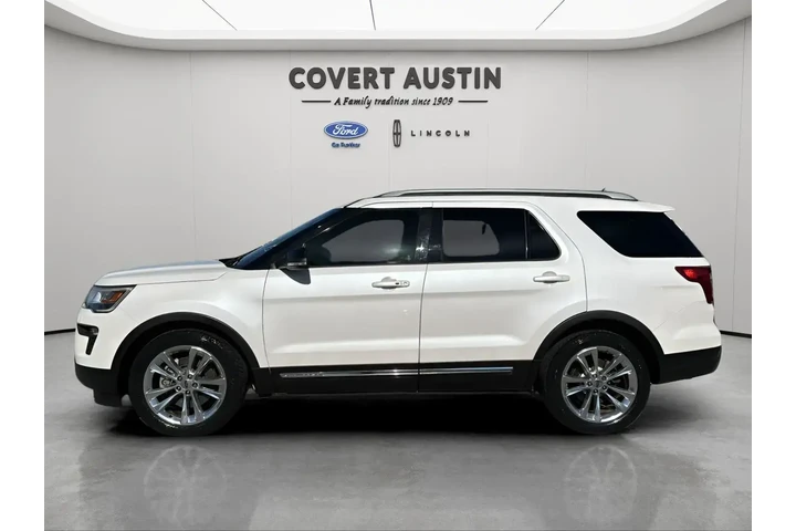 $17718 : Ford Explorer 2018 XLT 4dr S image 2
