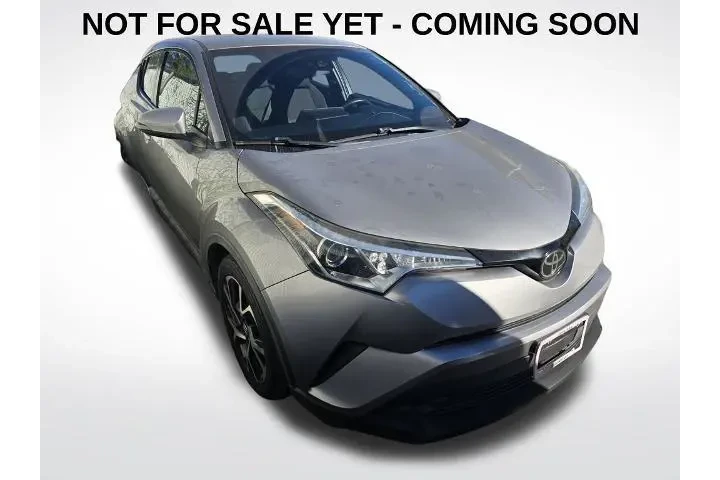 $19500 : Toyota C-HR 2018 XLE 4dr Cro image 1