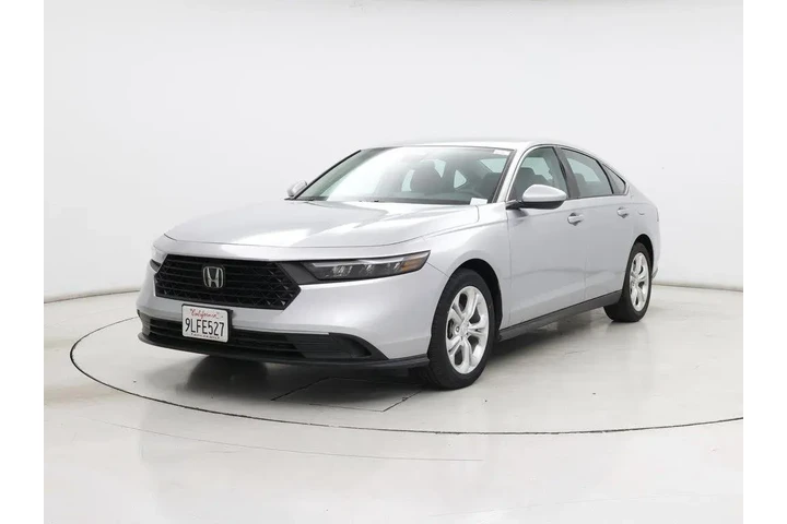 $24998 : Honda Accord 2024 LX 4dr Sed image 4
