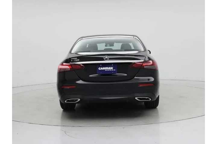 $38998 : Mercedes-Benz E-Class 2022 E image 6